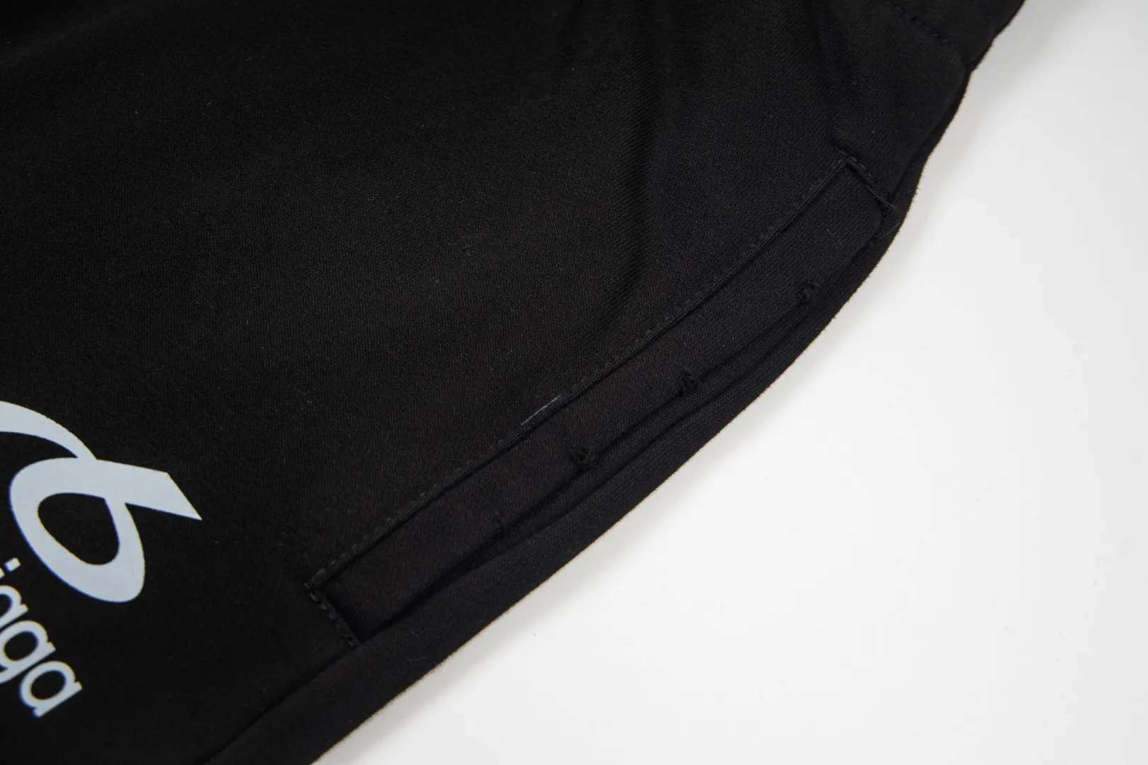 💰P135 Balenciaga 26SSNew Arrivalsports logo 460 Size：1234 : Black